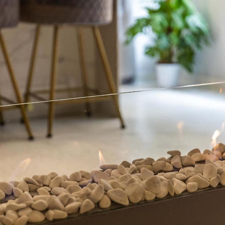 New & Unique Apartment - A 5 Minutes Ferry To Capital City Of Valletta Сенглеа Екстериор снимка