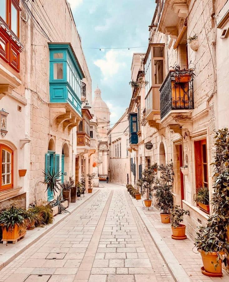 New & Unique Apartment - A 5 Minutes Ferry To Capital City Of Valletta Сенглеа Екстериор снимка